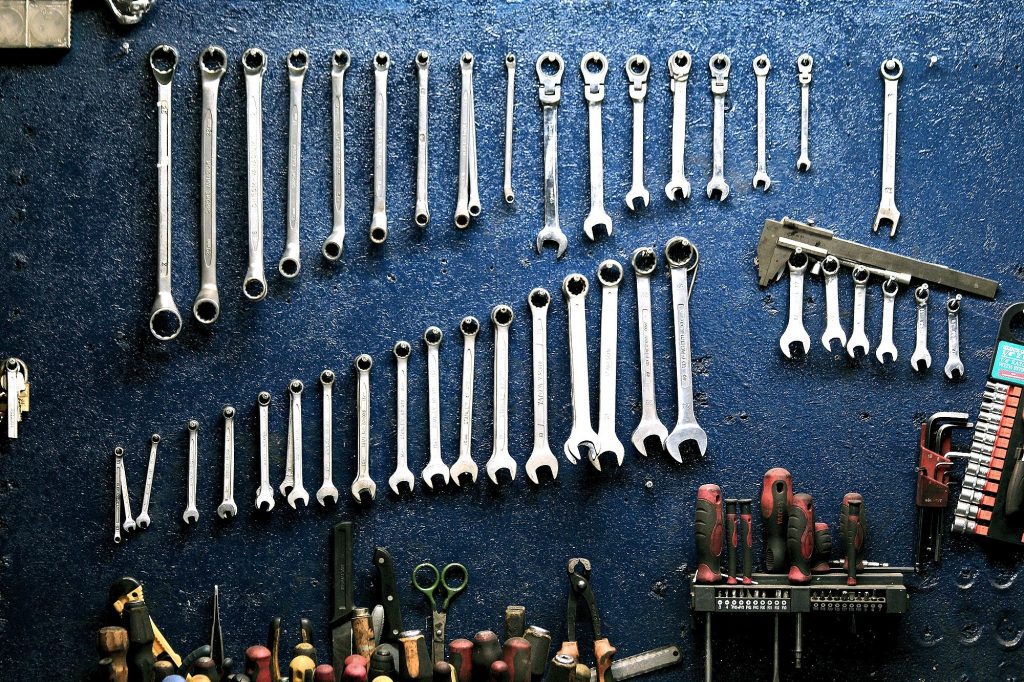 Tackle Garage Organization With These Hacks